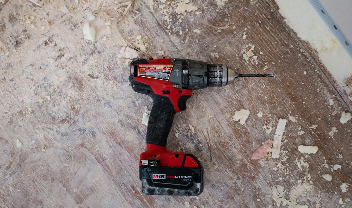 Hardware tools and workshop materials